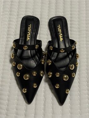 Black Studded Pointed-Toe Flats